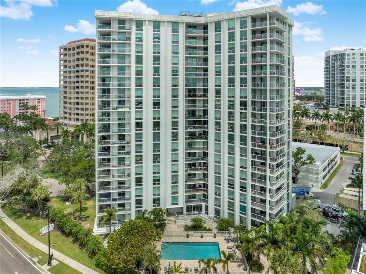 1111 N GULFSTREAM AVE #7C