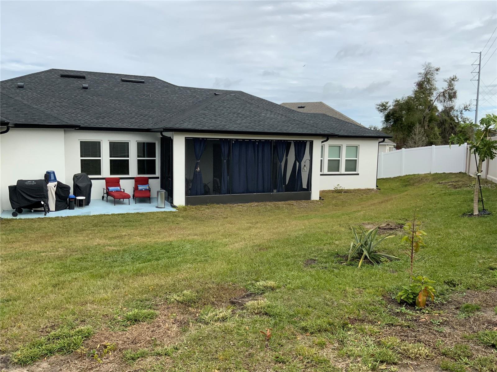 837 OAKS SHORES RD