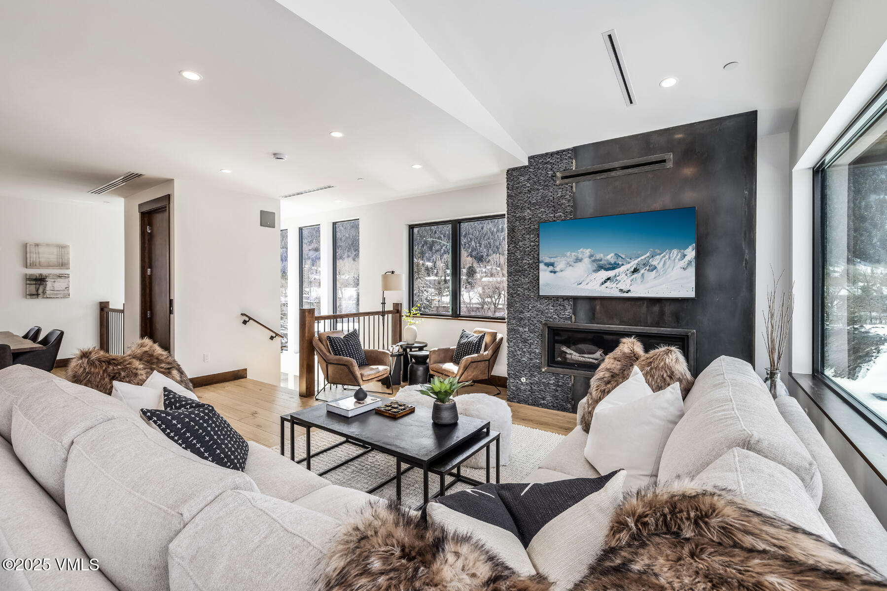 100 Goldfinch Lane, 2A