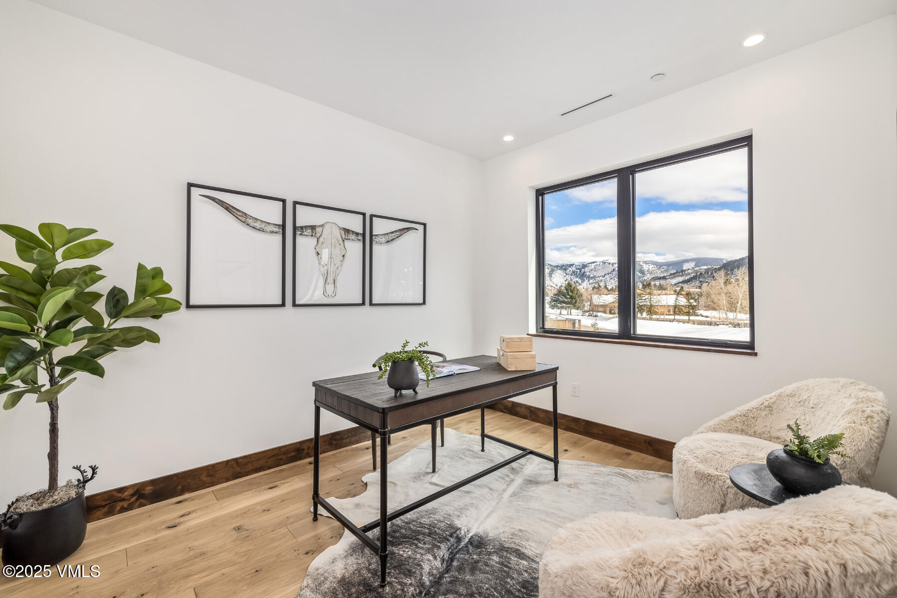 100 Goldfinch Lane, 2A