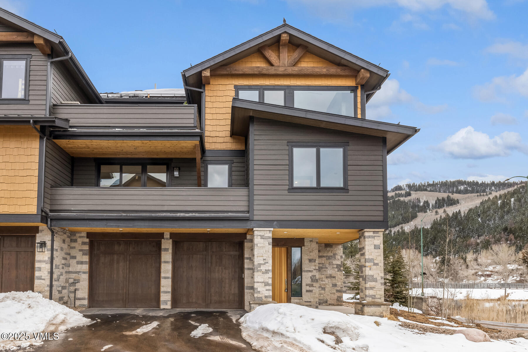 100 Goldfinch Lane, 2A