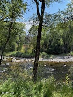 20 River Pines, D104