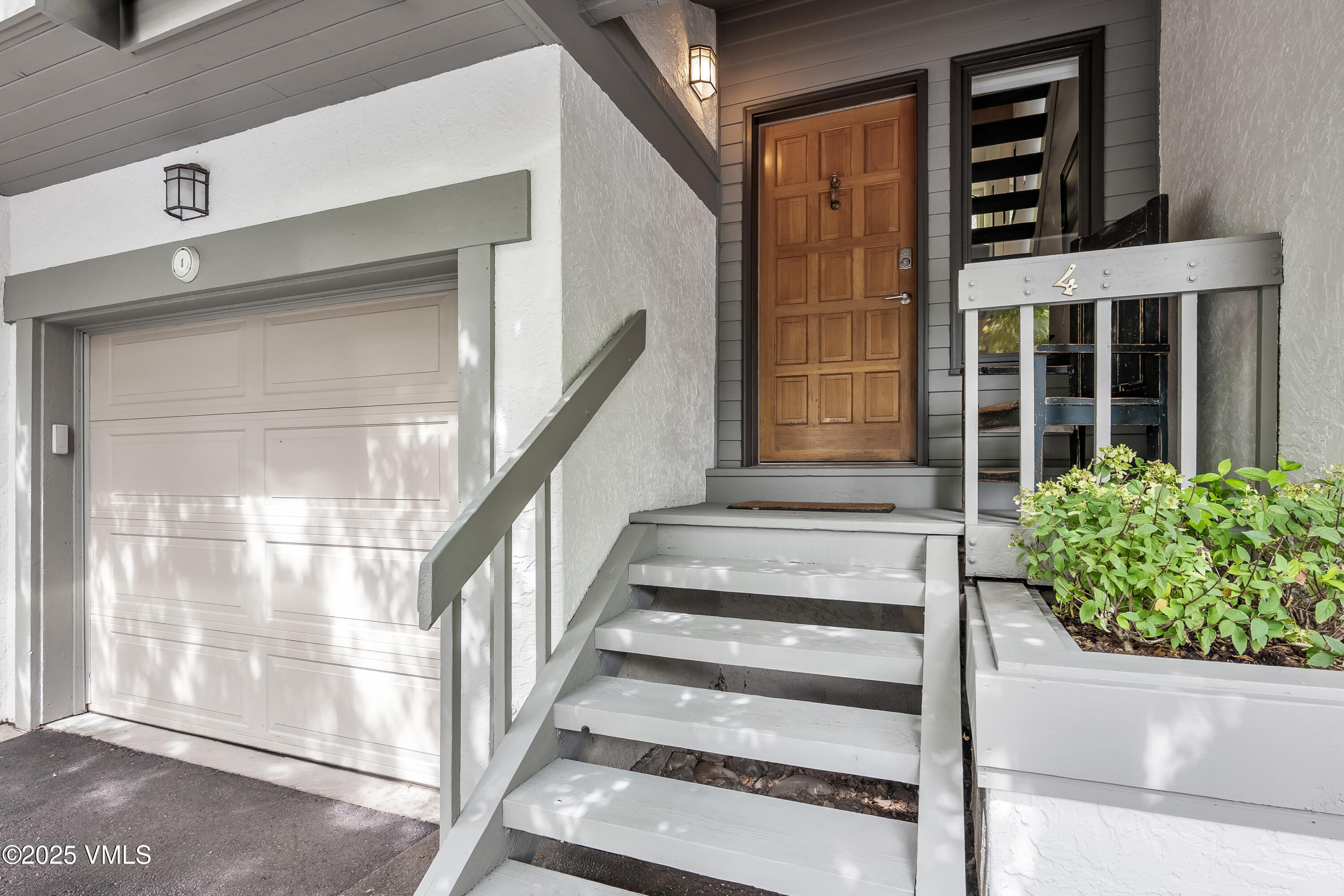 931 Singletree, 4