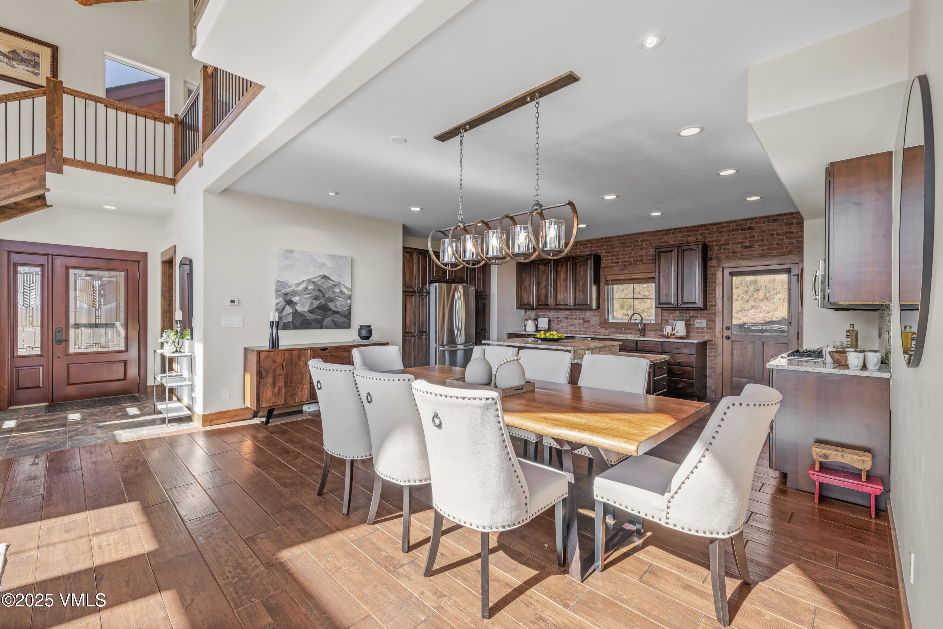 4040 Wildridge Road W