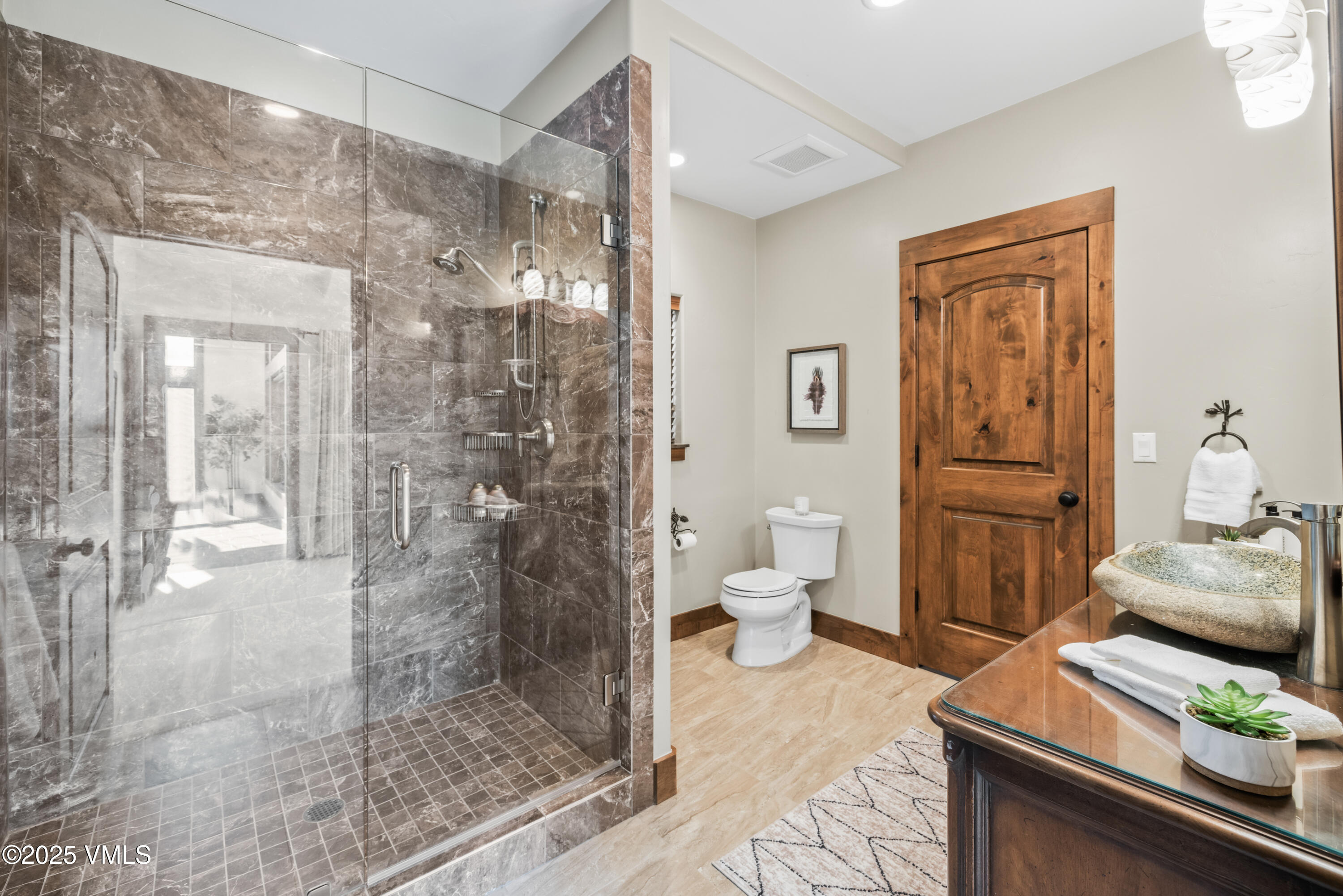 4040 Wildridge Road W