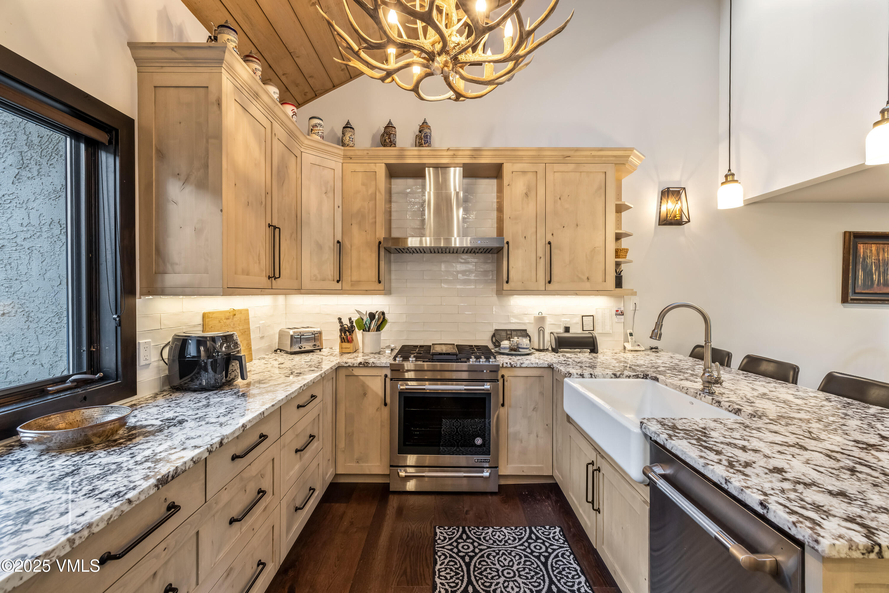 149 Willis Place 164