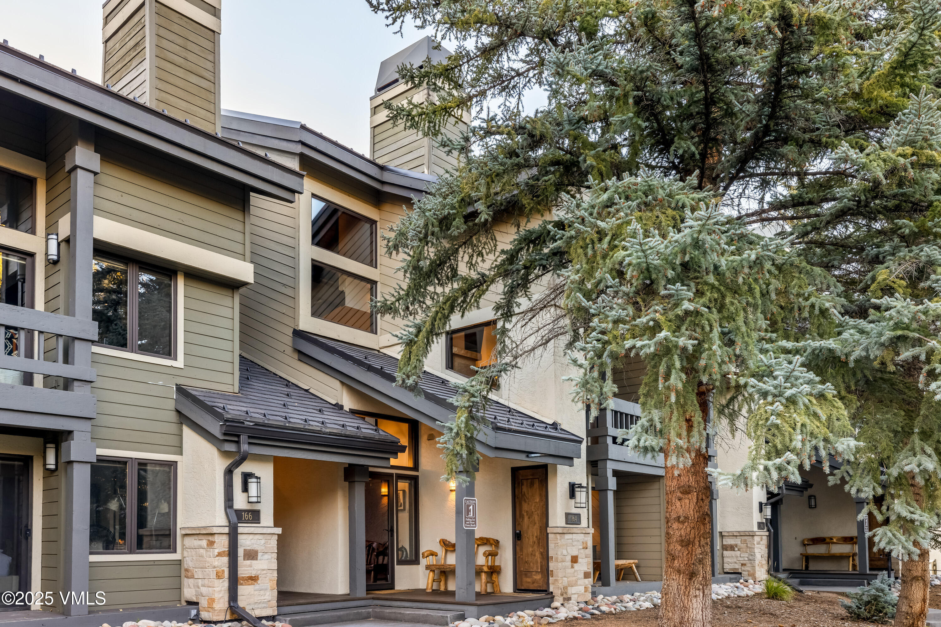 149 Willis Place 164