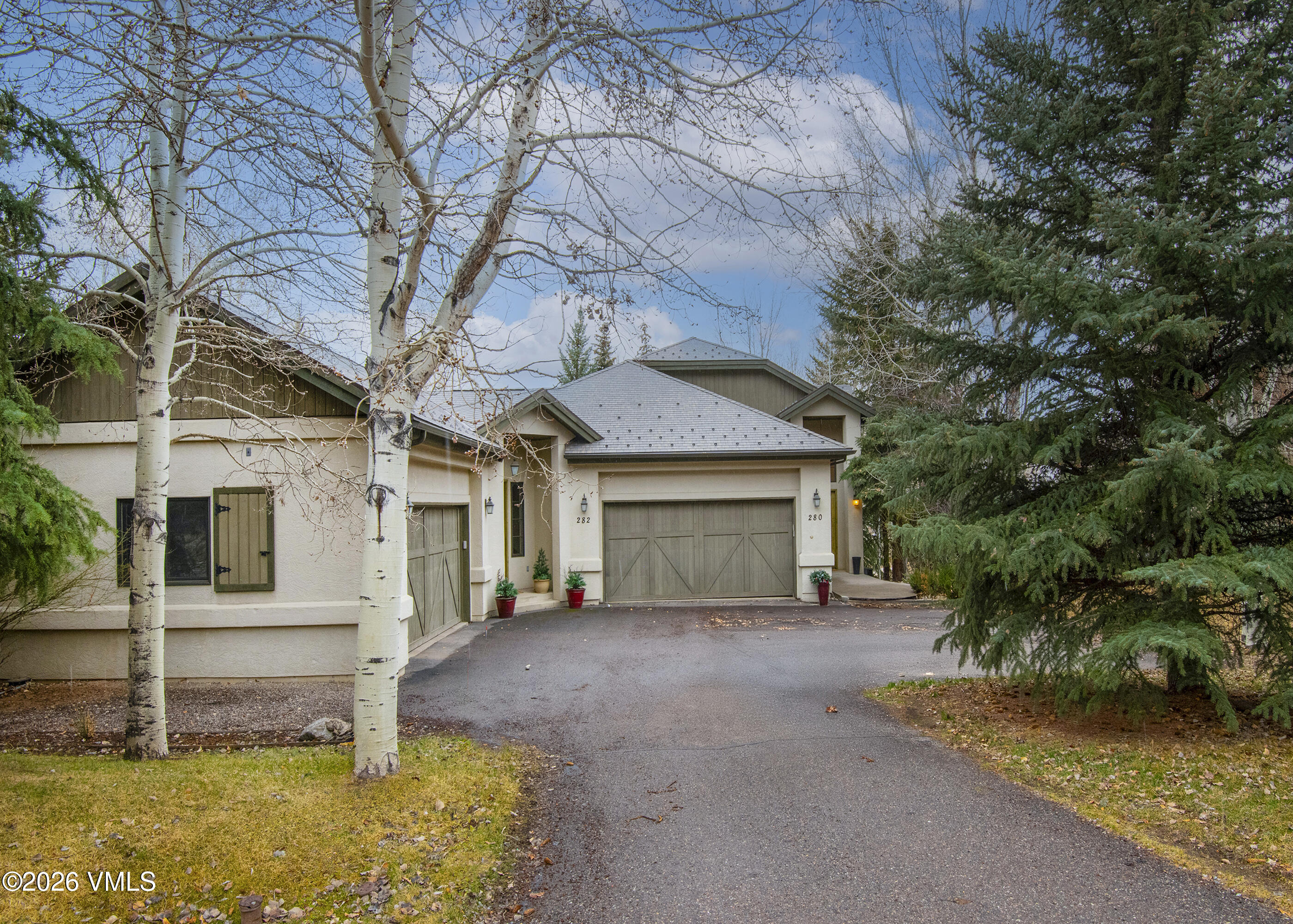 280 Hackamore Road