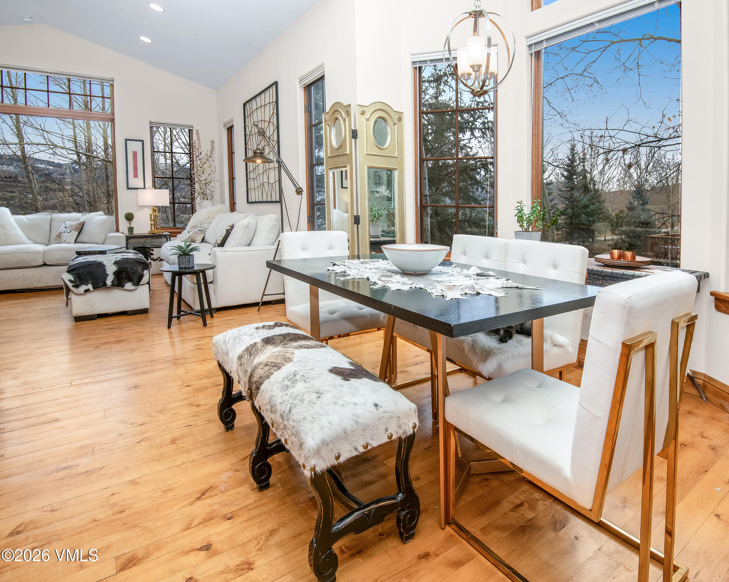 280 Hackamore Road