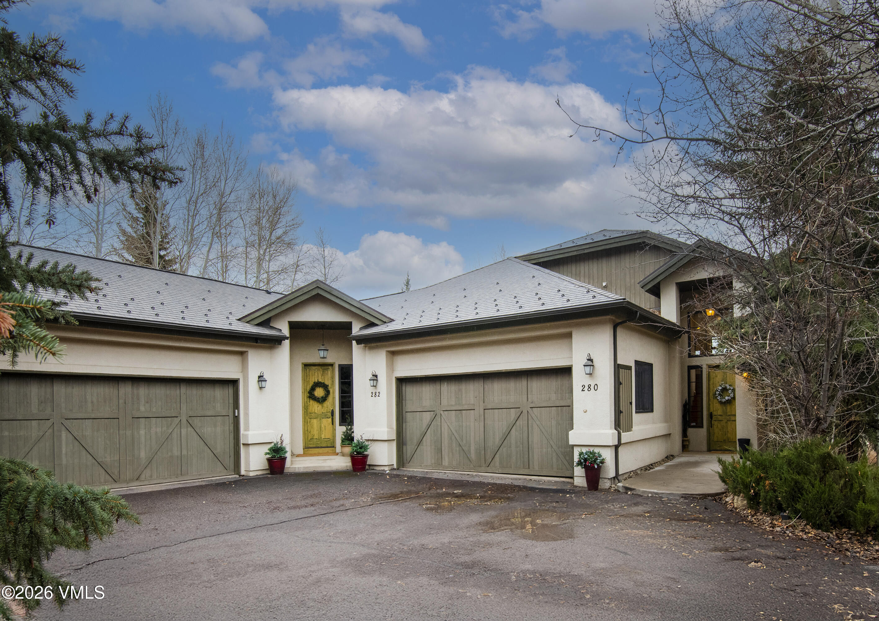 280 Hackamore Road