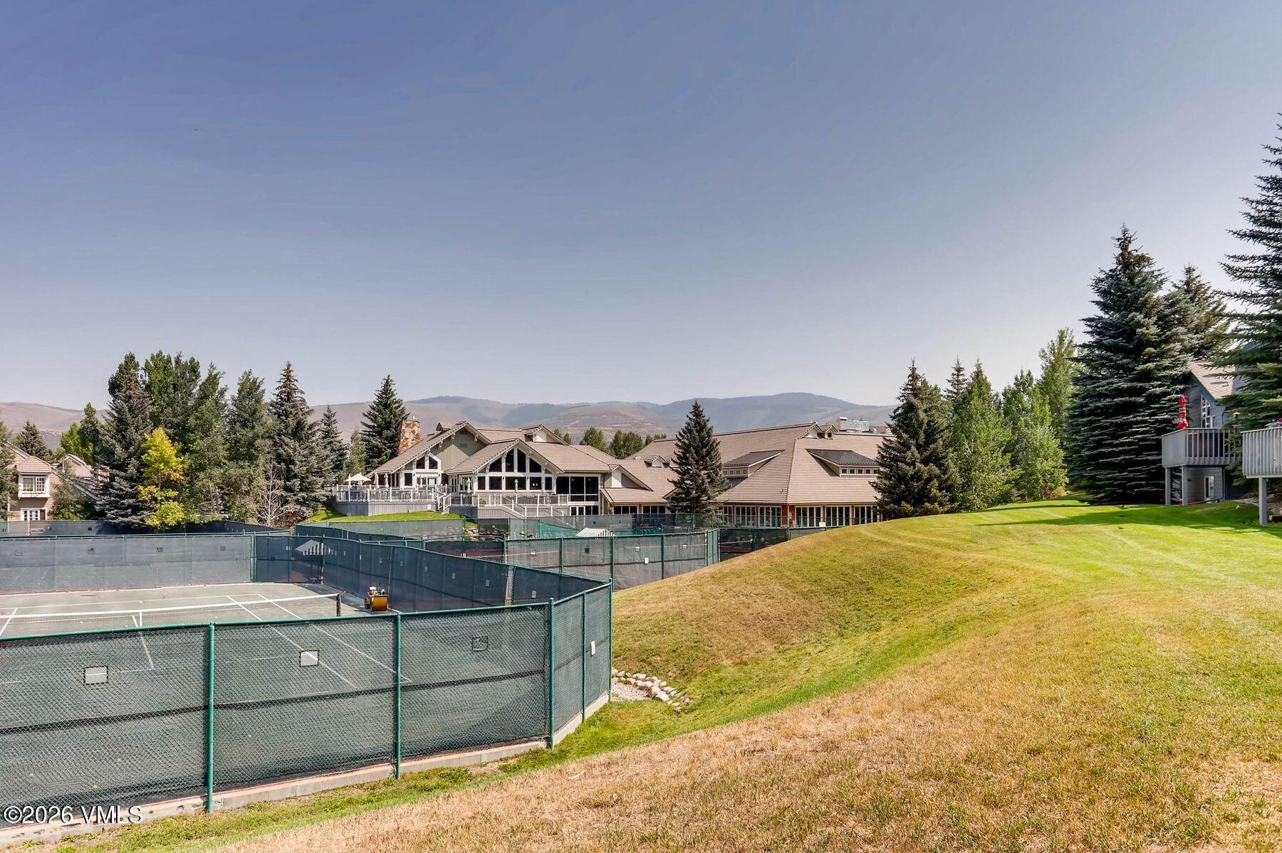 107 Stonegate Circle