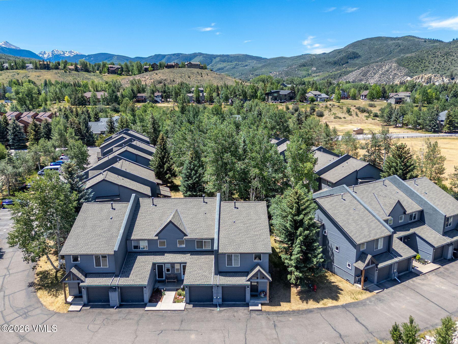 107 Stonegate Circle