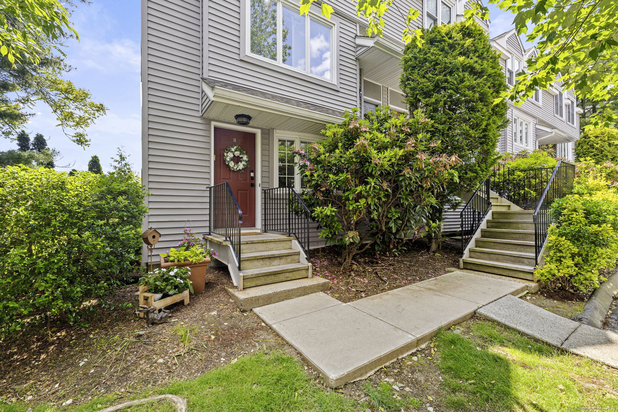 2700 Bedford Street APT M