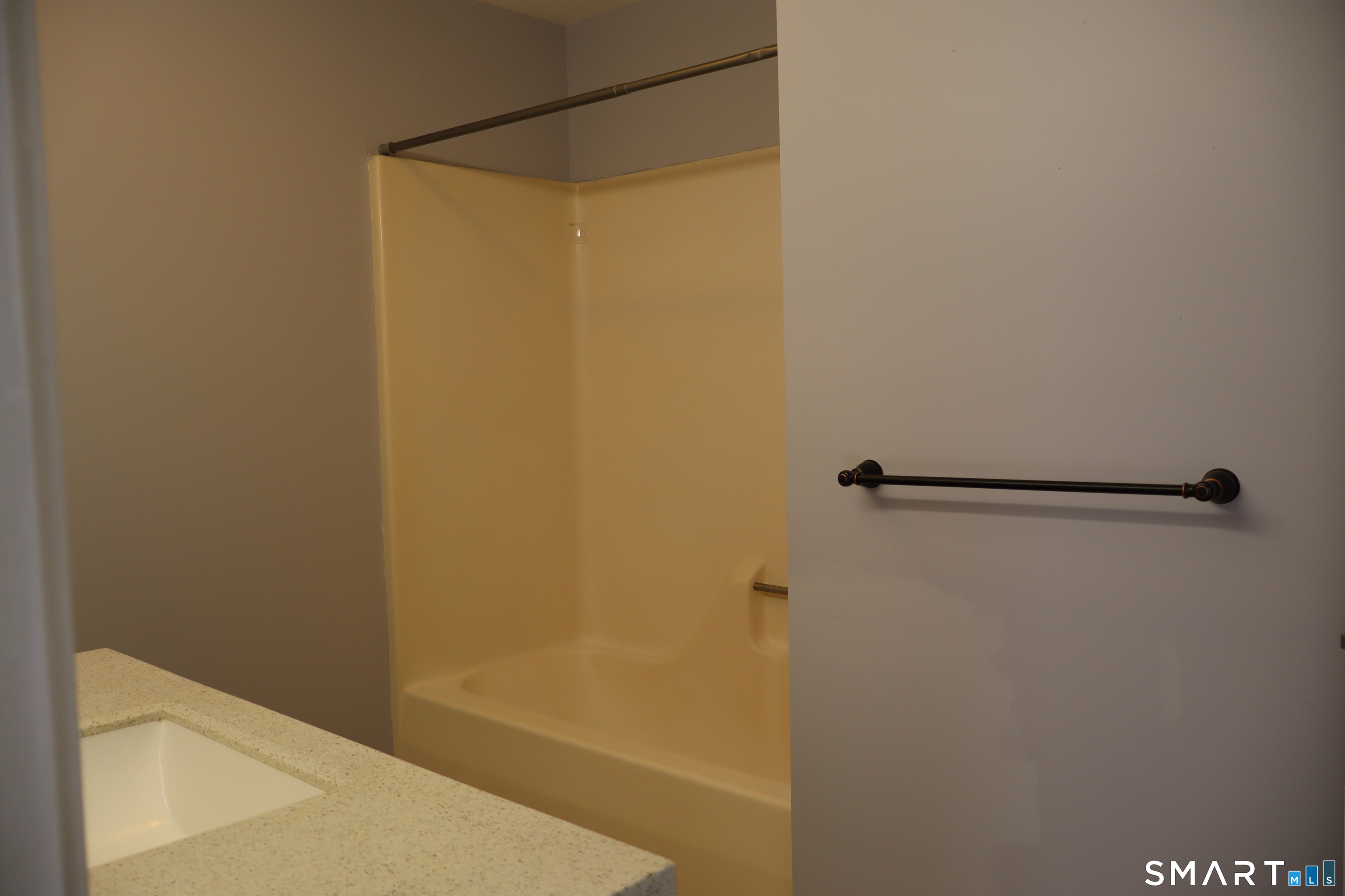 15 Boughton Street Apt #4