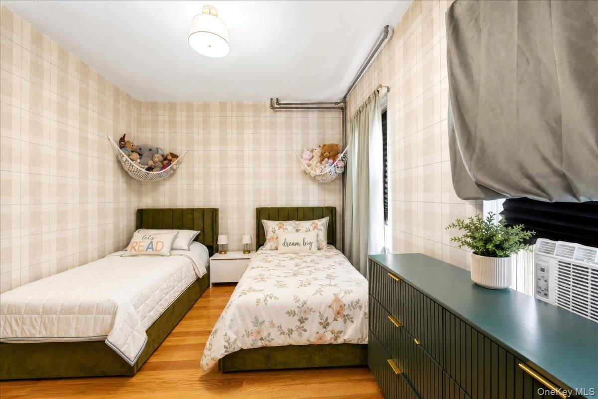 50 S 7th Avenue