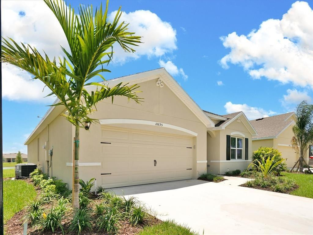 10695 SW Prato Way, Port St. Lucie