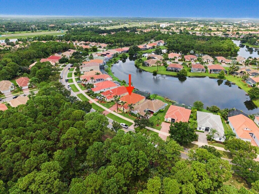 688 SW Lake Charles Circle, Port St. Lucie