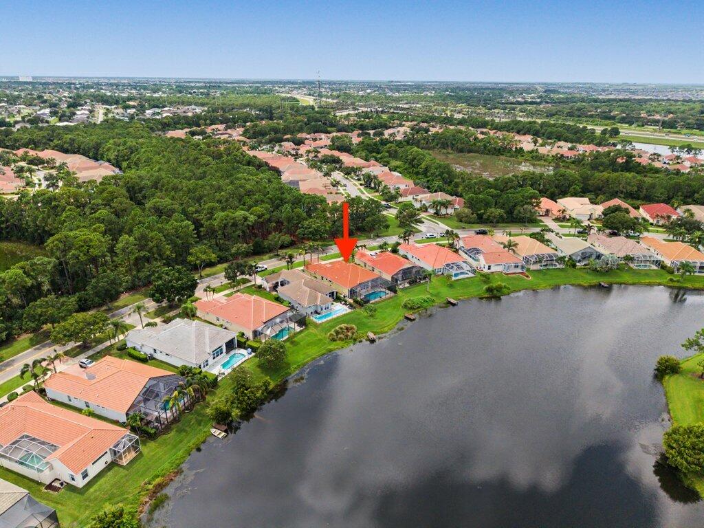 688 SW Lake Charles Circle, Port St. Lucie