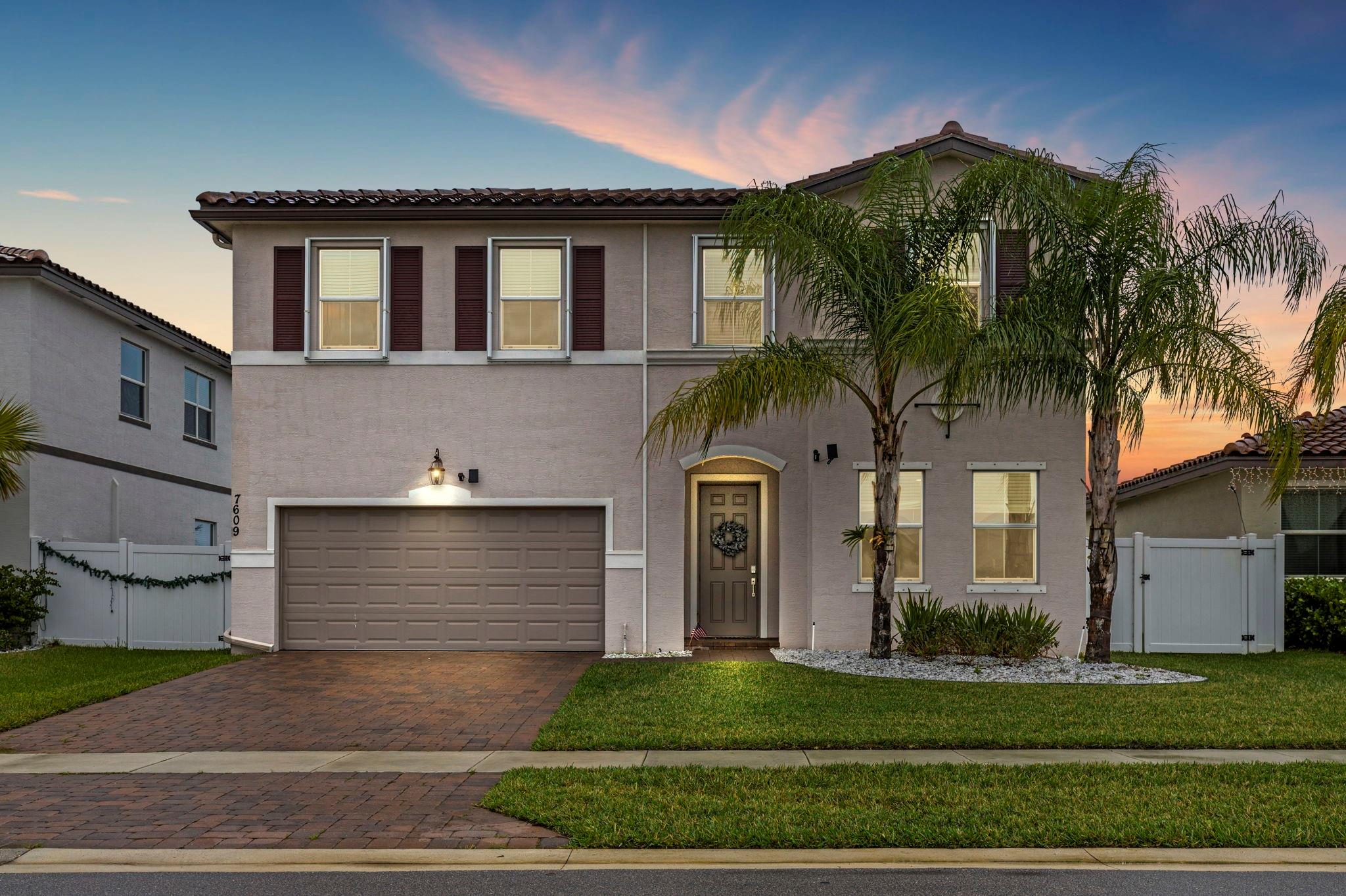 7609 NW Greenbank Cir