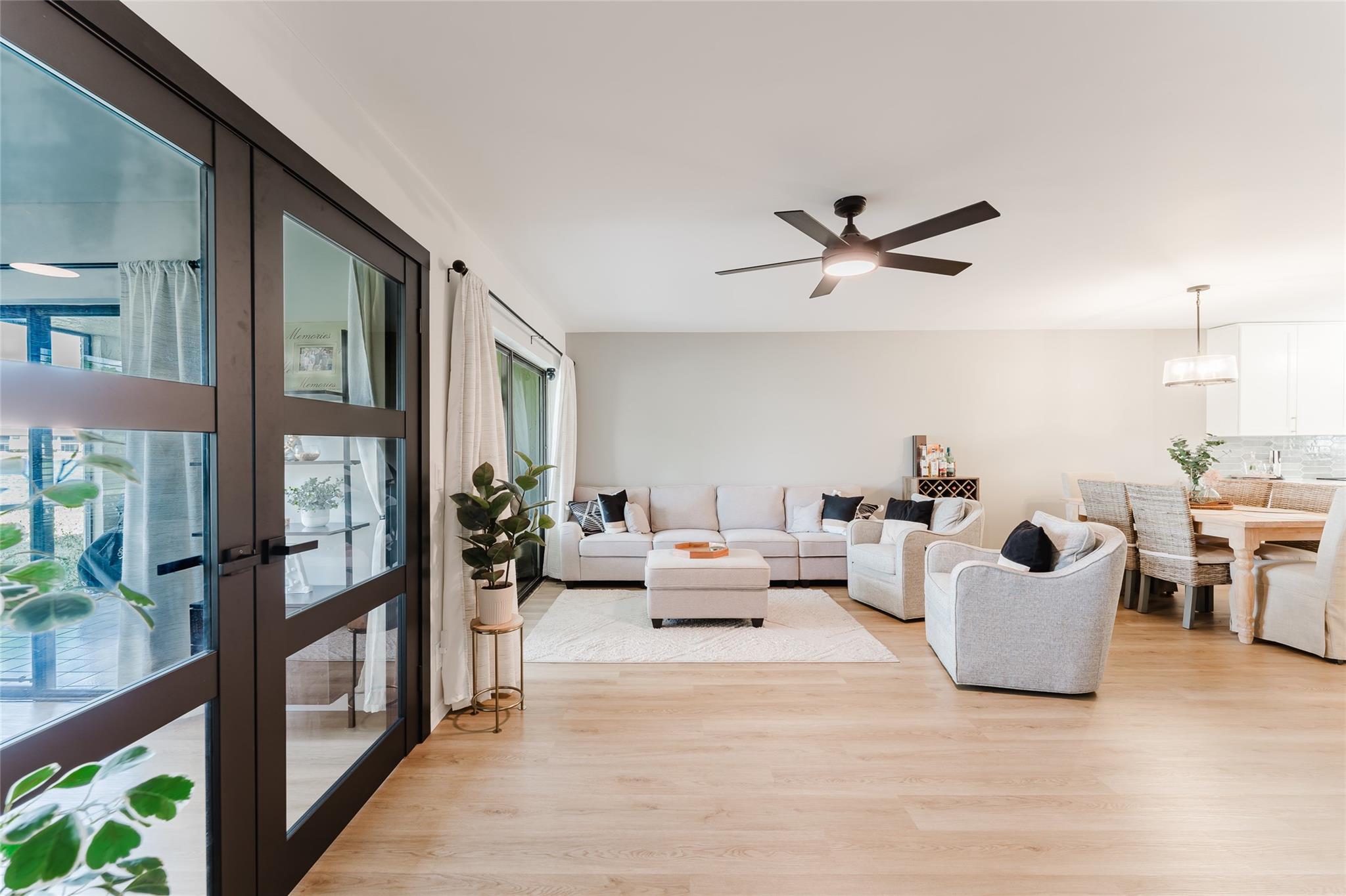 1005 Republic Ct 1005