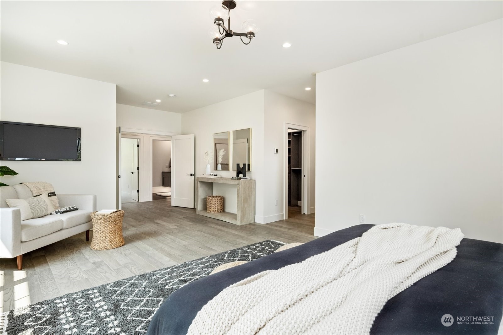 3180 127th Avenue NE