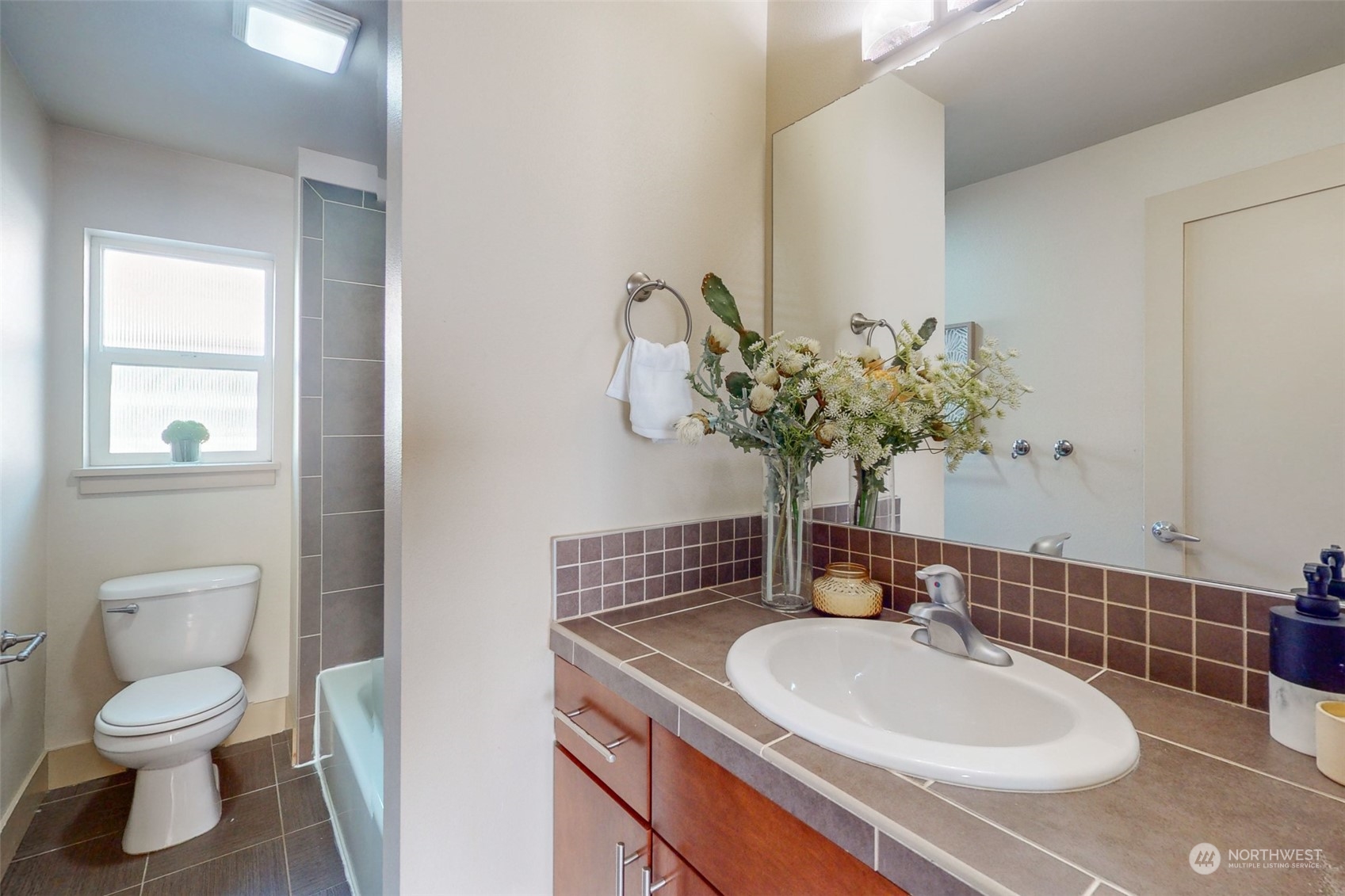 933 N 98th Street Unit: B