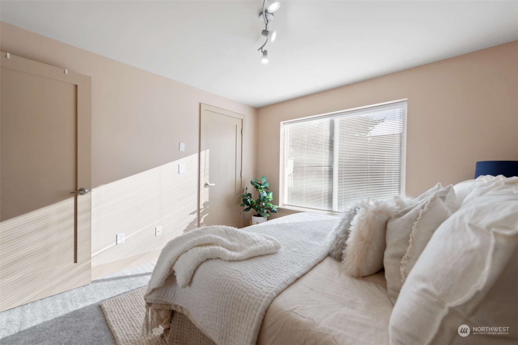 933 N 98th Street Unit: B