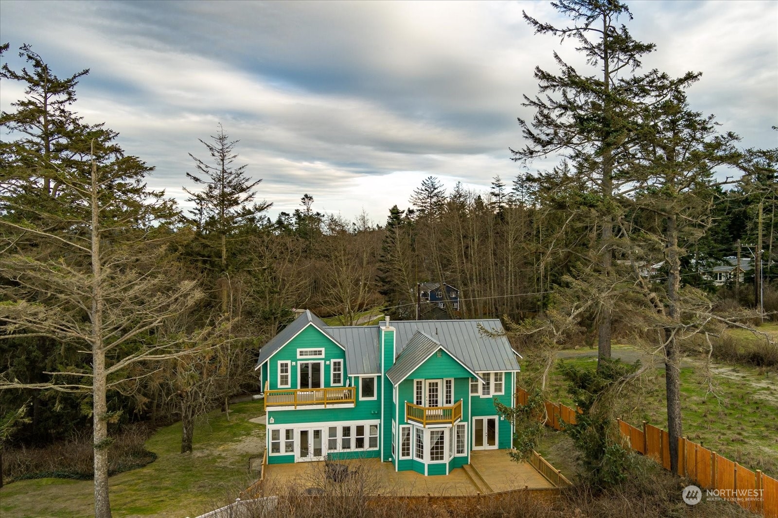 2313 W Beach Road
