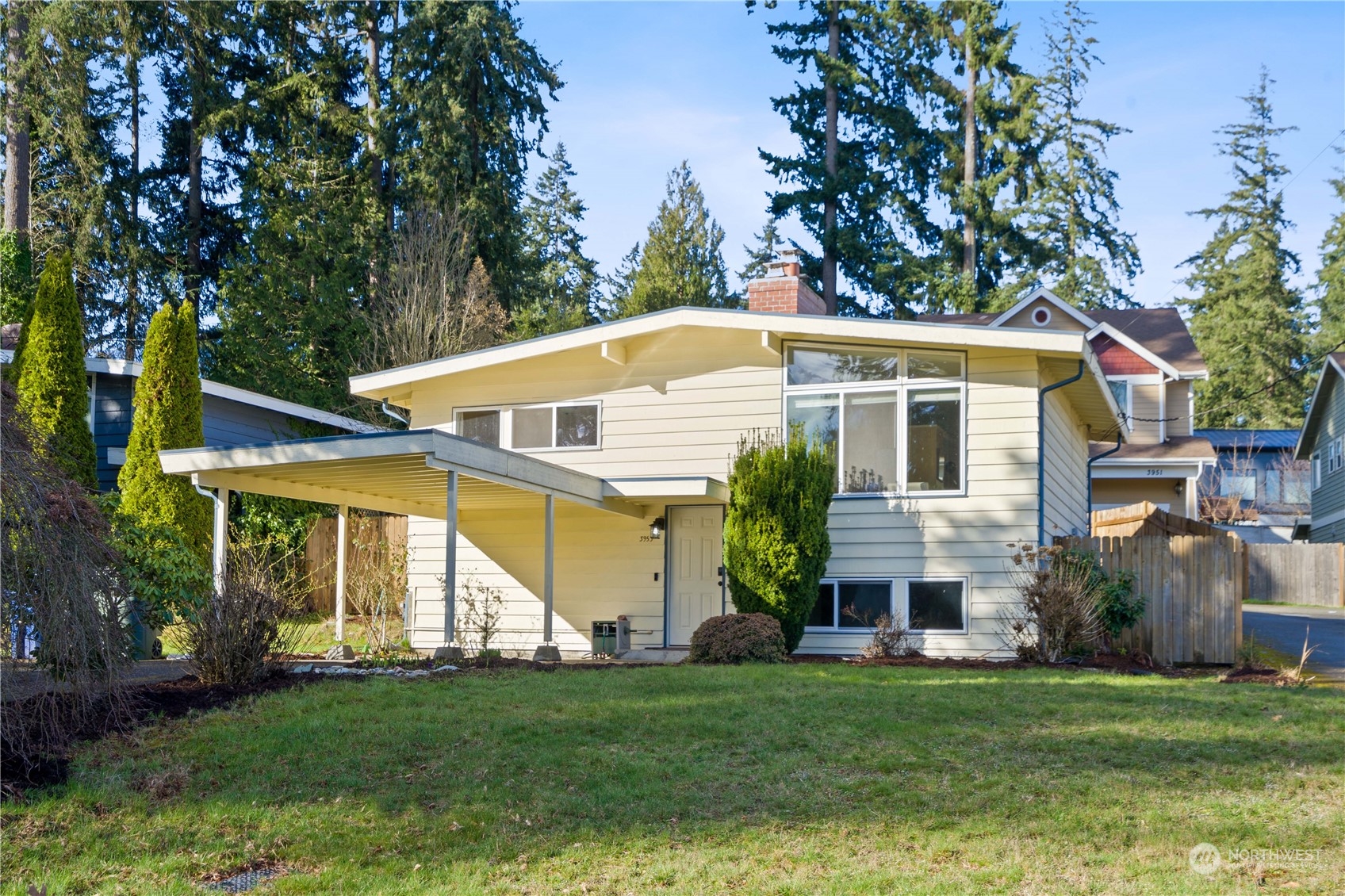 3953 153rd Avenue SE