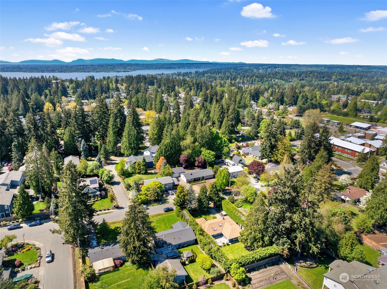 7818 NE 130th AVE NE