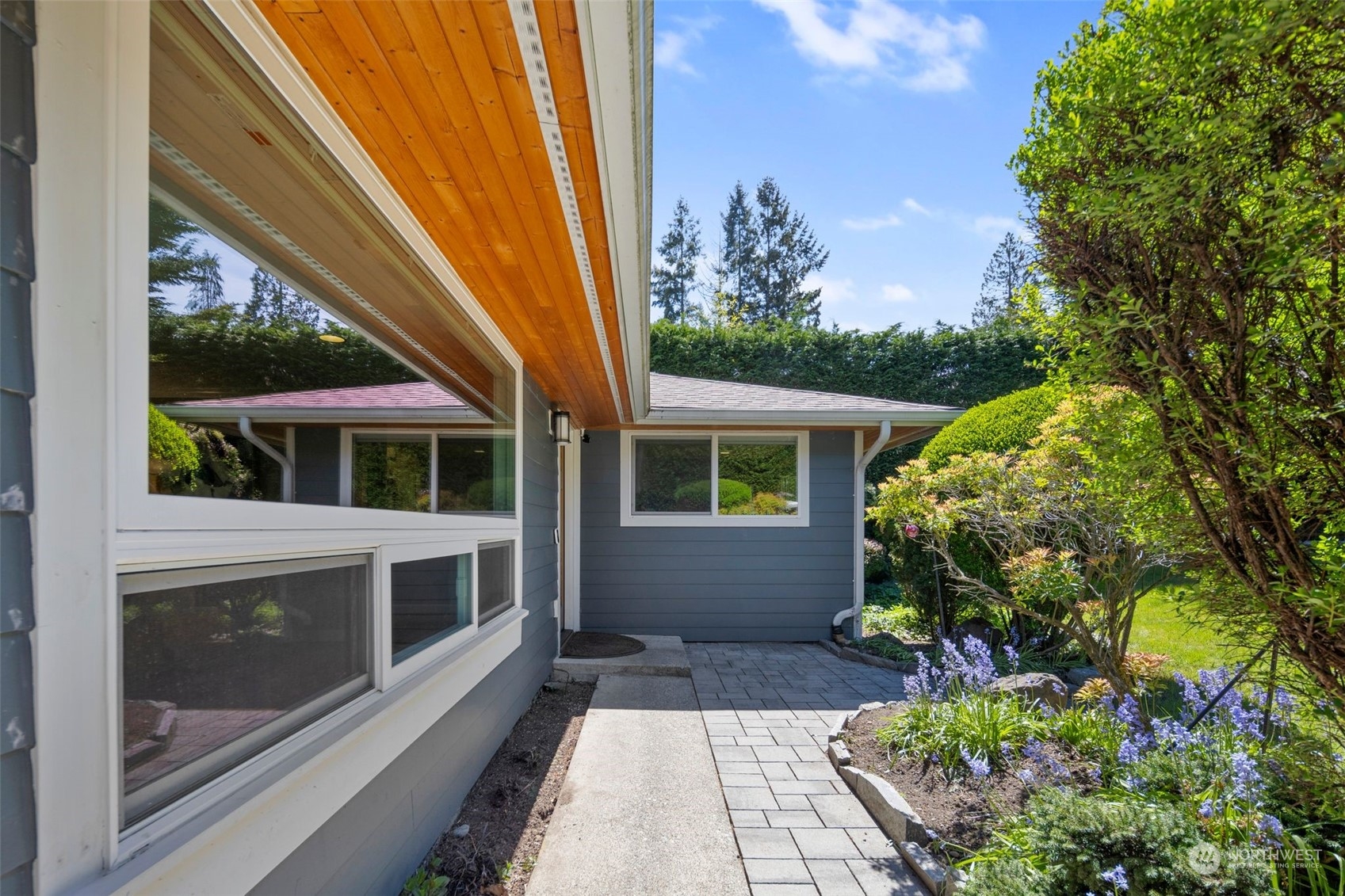 7818 NE 130th AVE NE