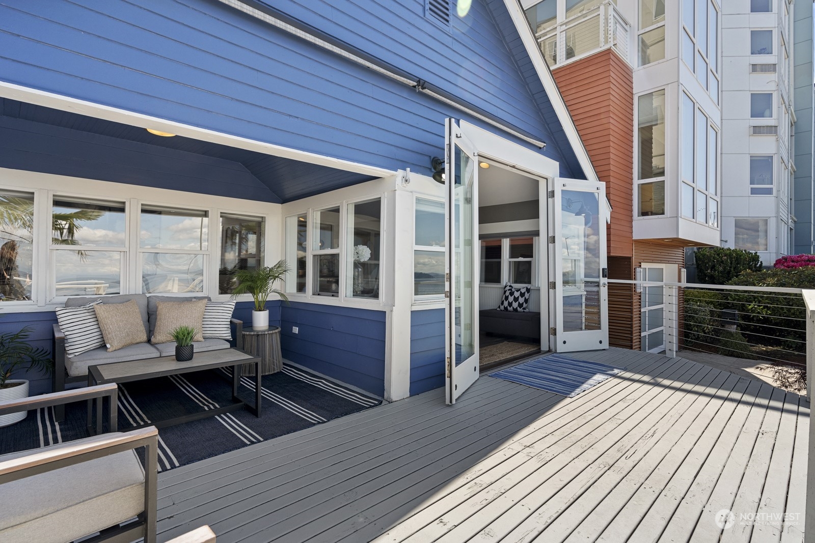 1510 Alki Avenue SW