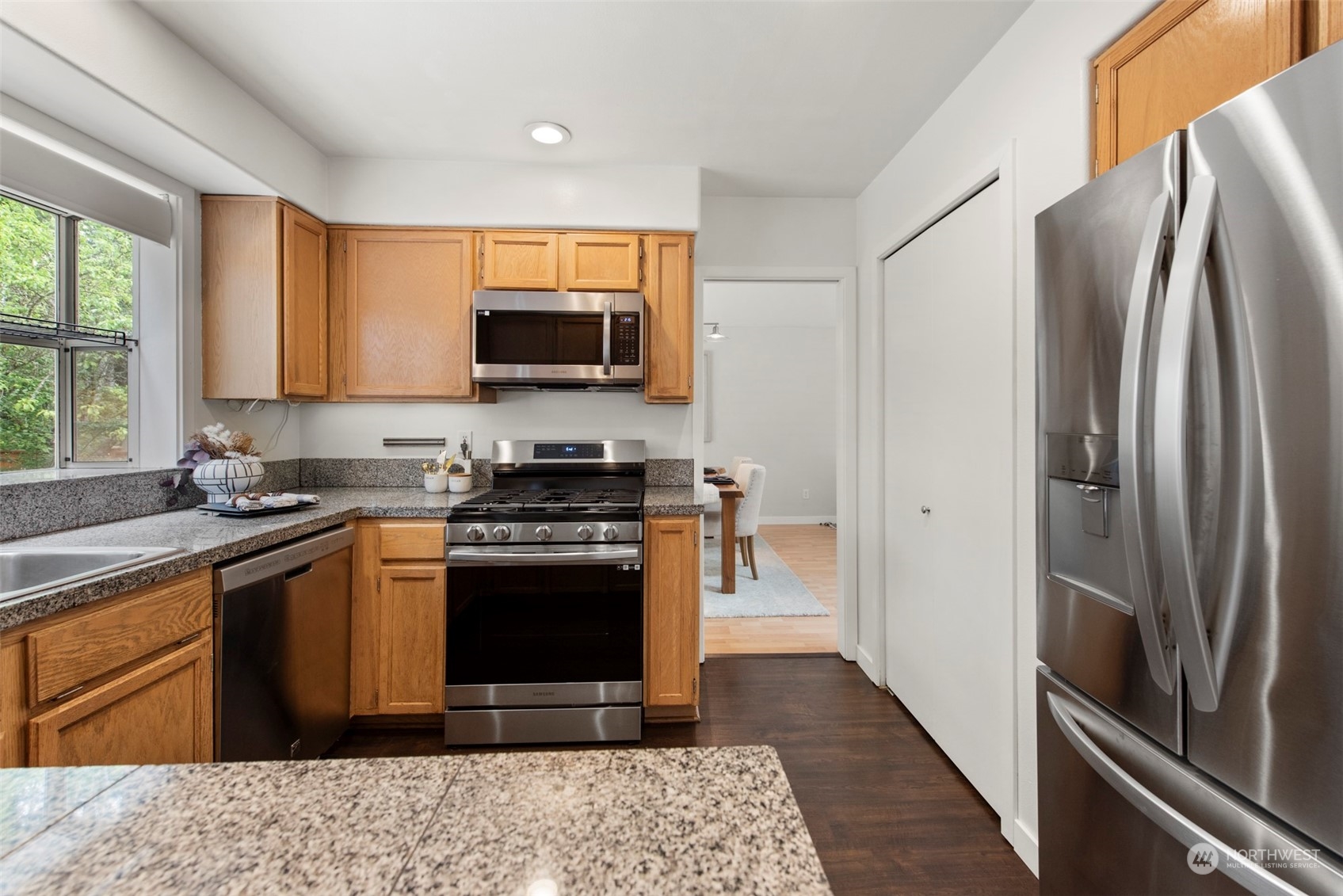 3545 252nd PL SE