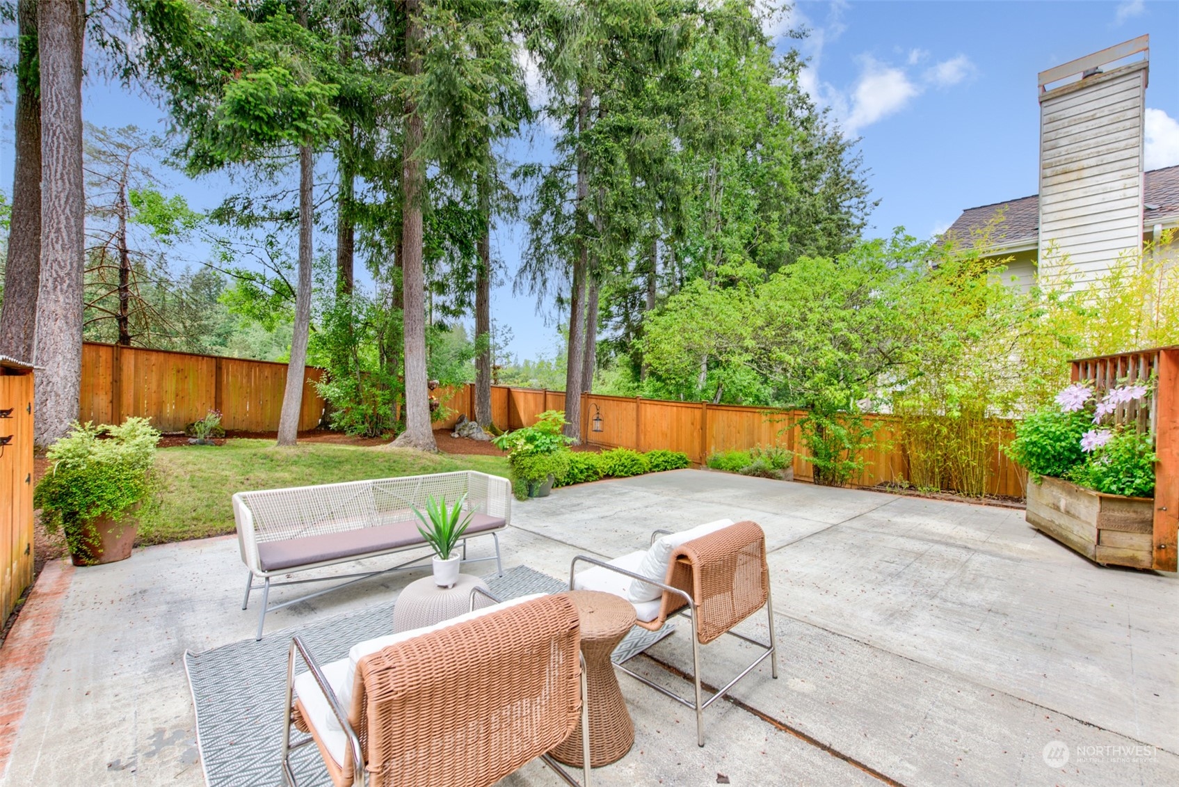 3545 252nd PL SE