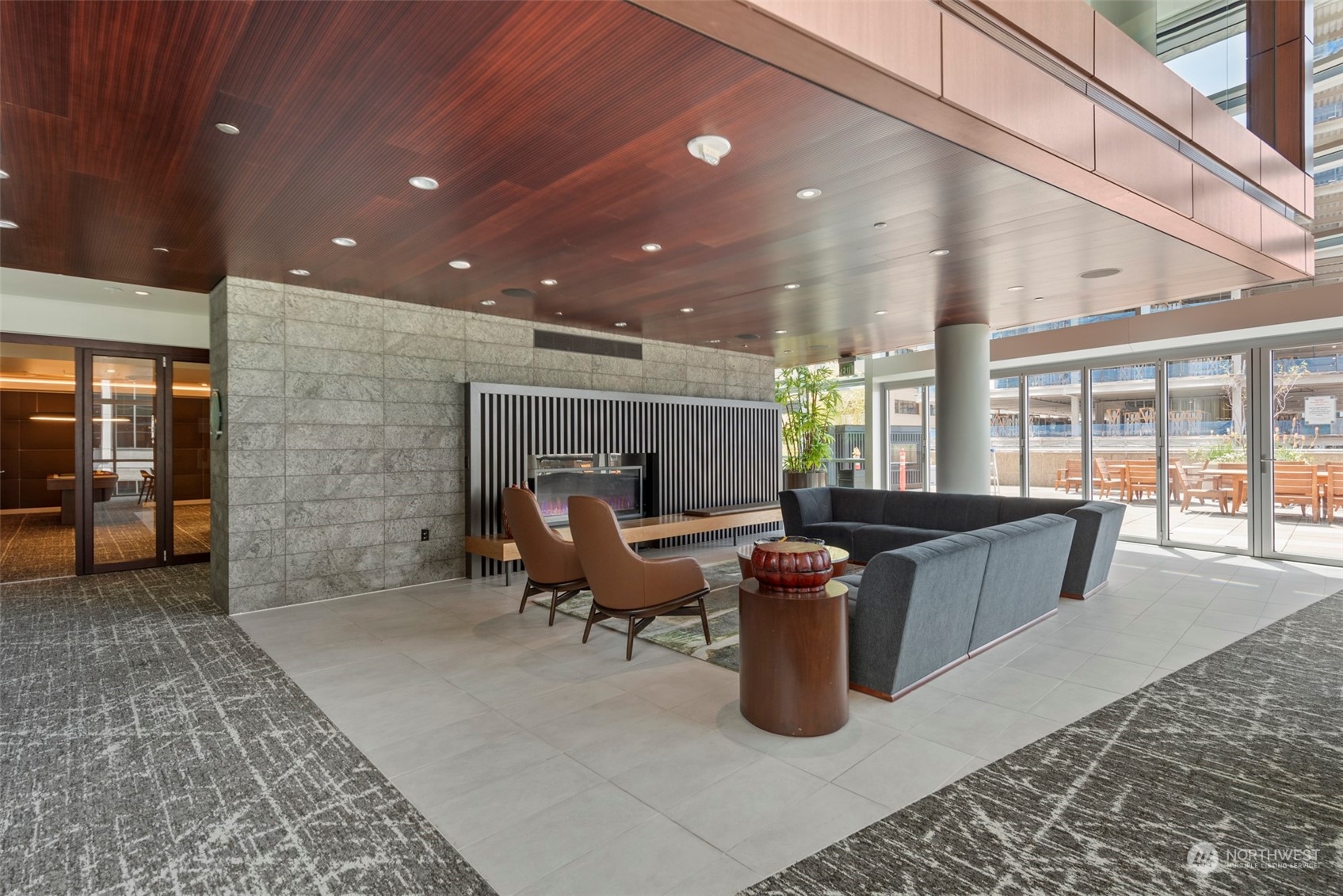 10700 NE 4th St Unit: 912