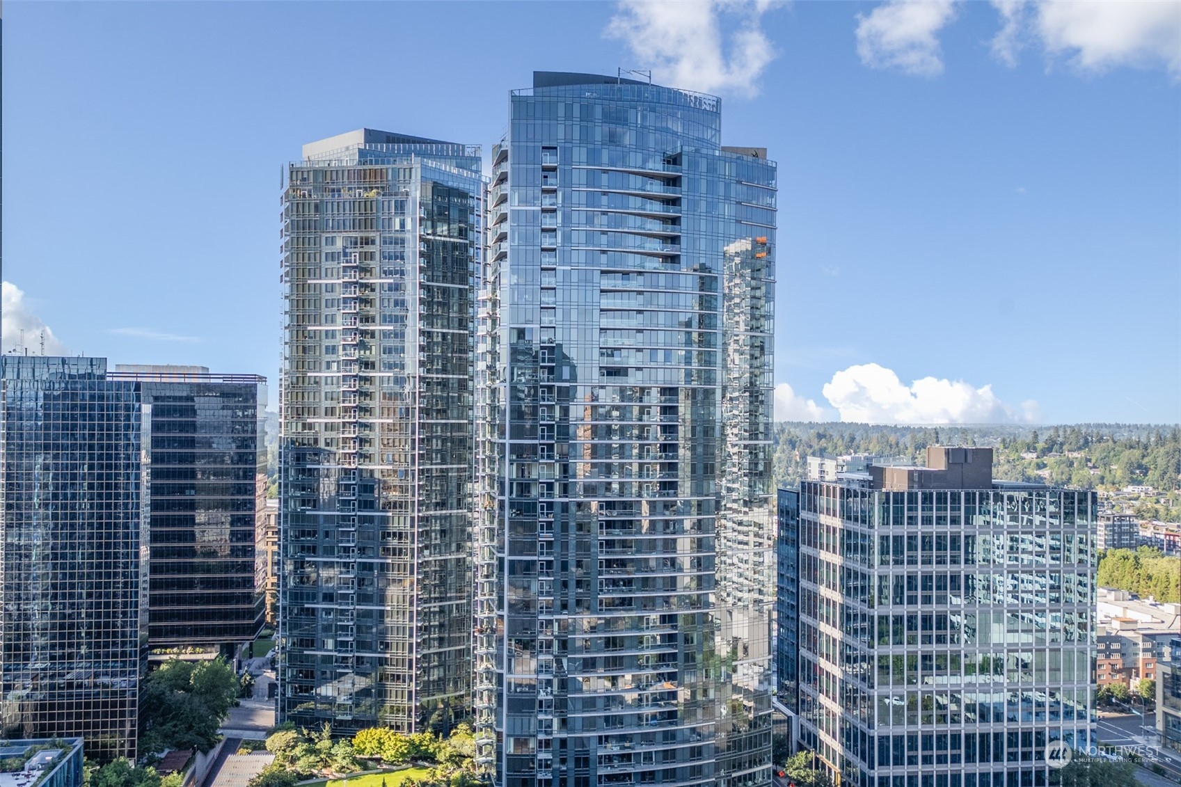 10700 NE 4th St Unit: 912