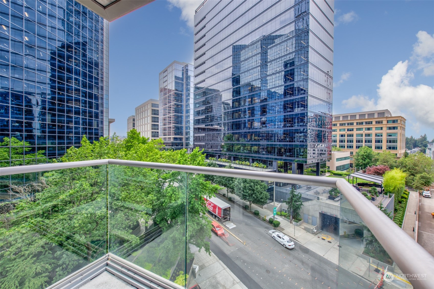 10700 NE 4th St Unit: 912
