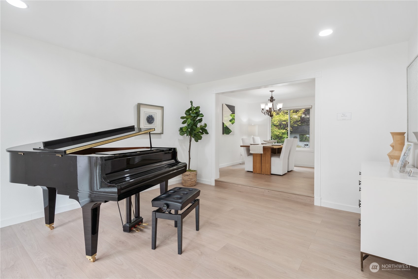 24512 SE 43rd Place