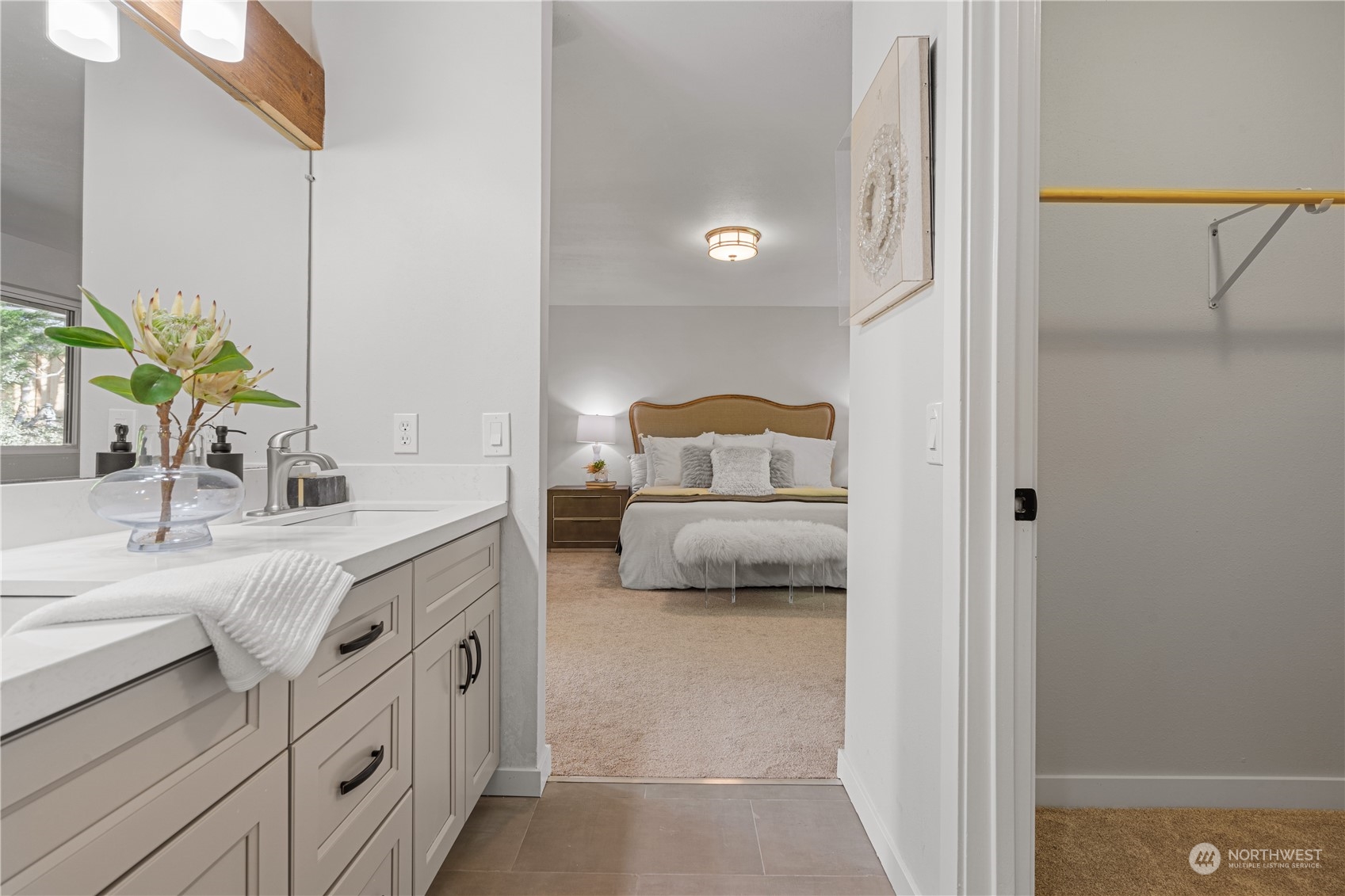 1821 180th Ave NE