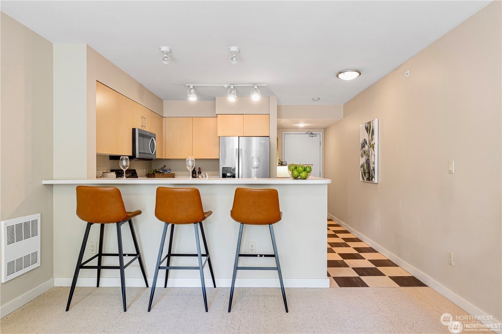 1100 106th Ave NE Unit: 304