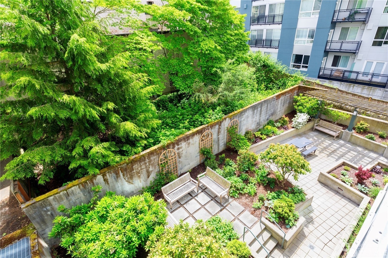 1100 106th Ave NE Unit: 304
