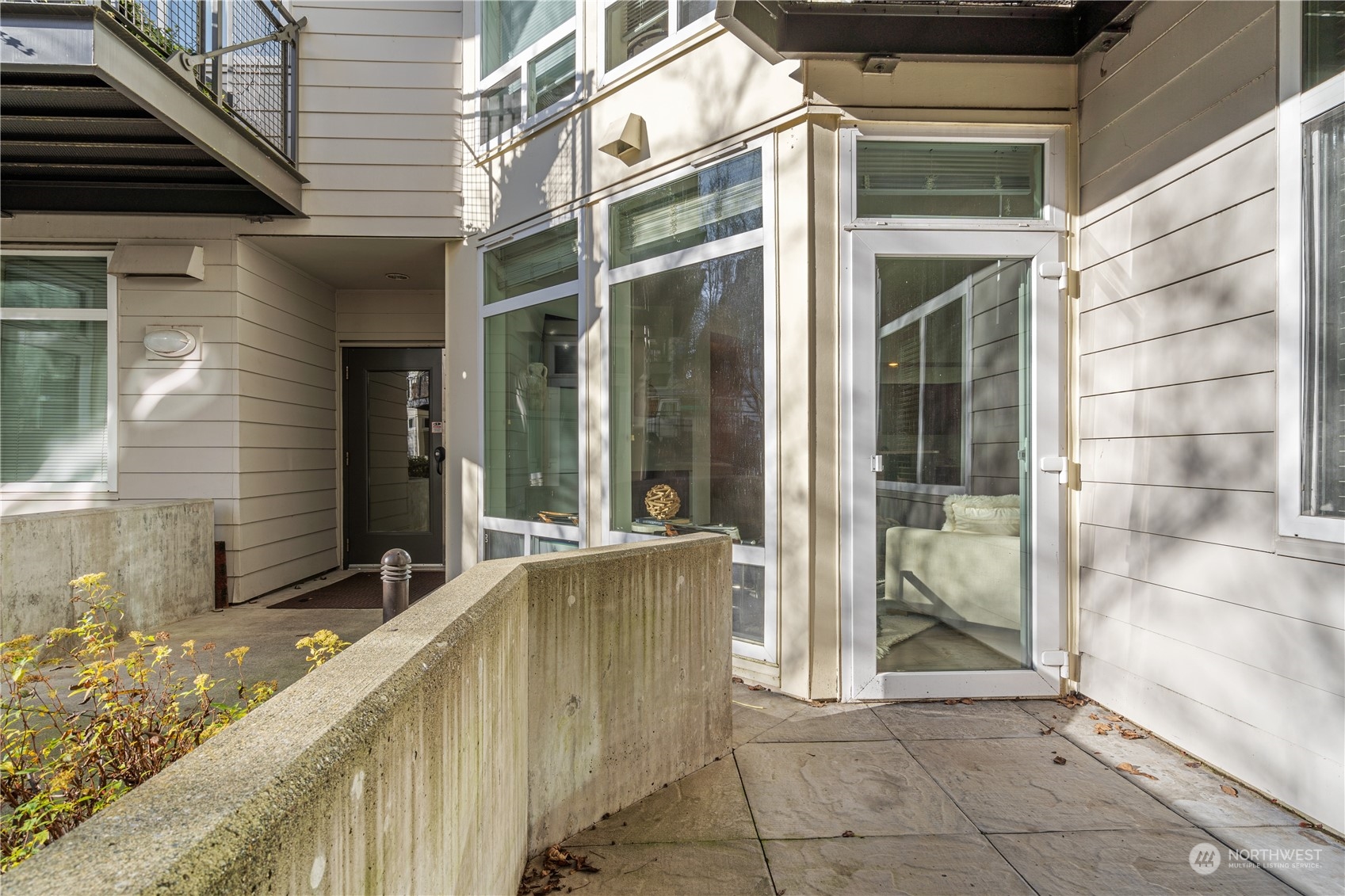 211 Kirkland Ave Unit: 216