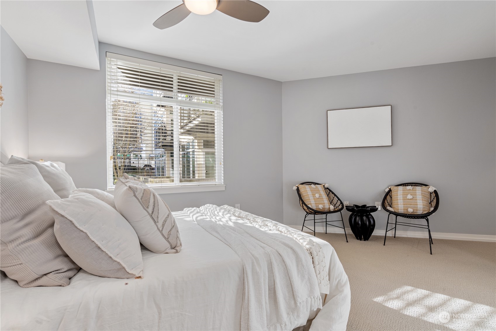 211 Kirkland Ave Unit: 216