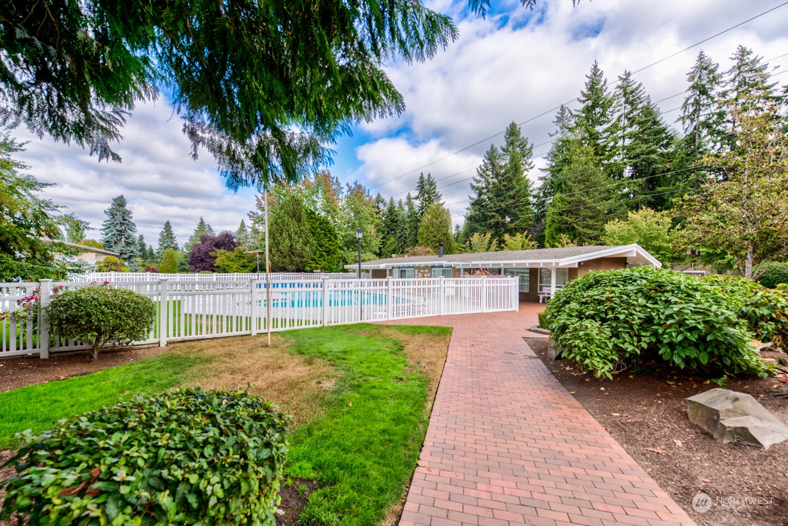 12244 SE 57th St Unit: 274
