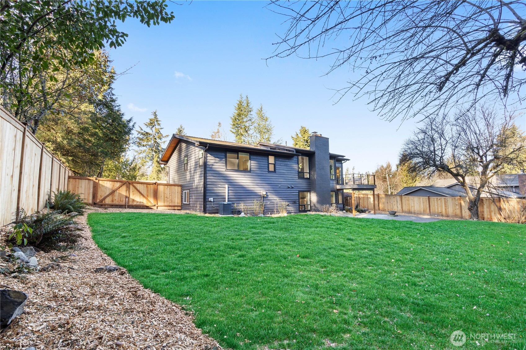2304 187th Ave NE