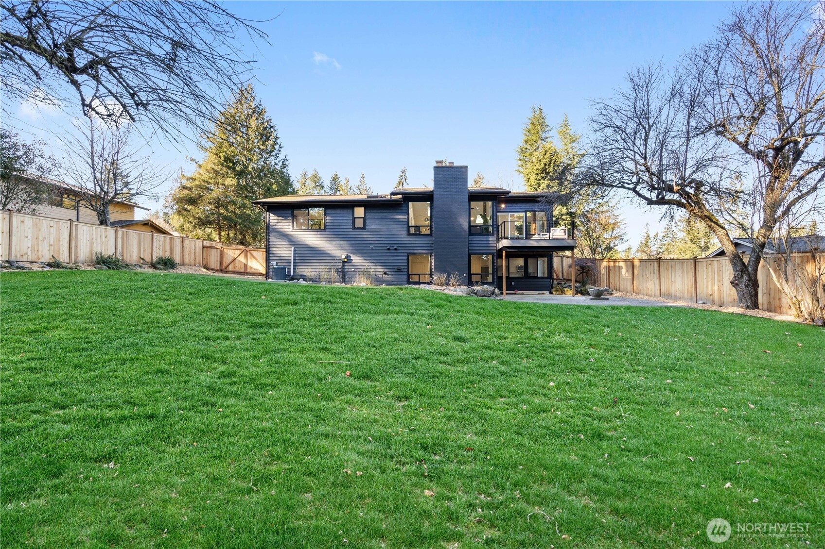 2304 187th Ave NE