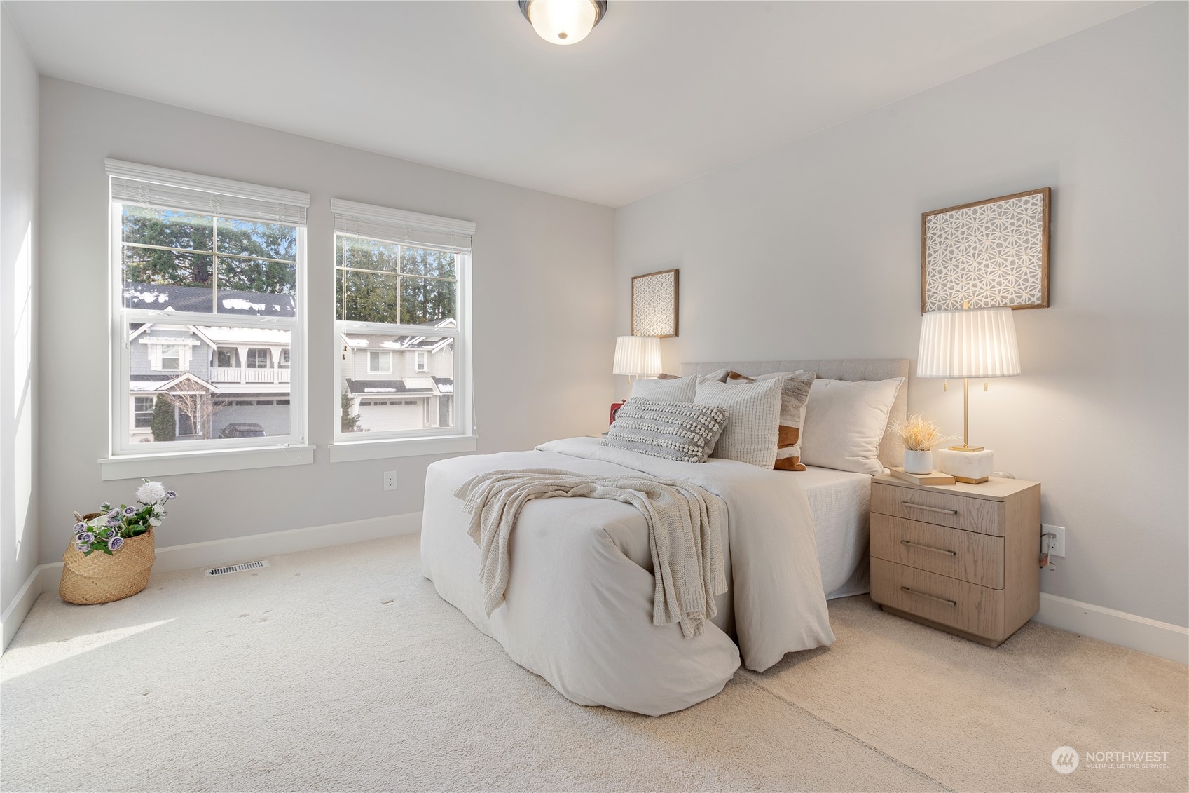 19033 84th PL NE