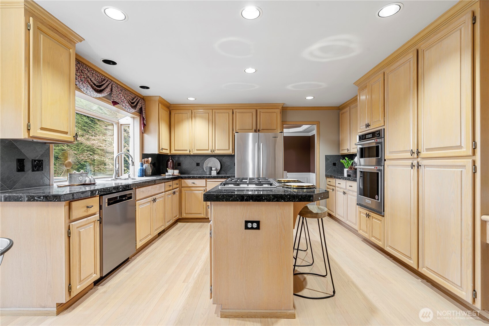 22530 SE 46th Place