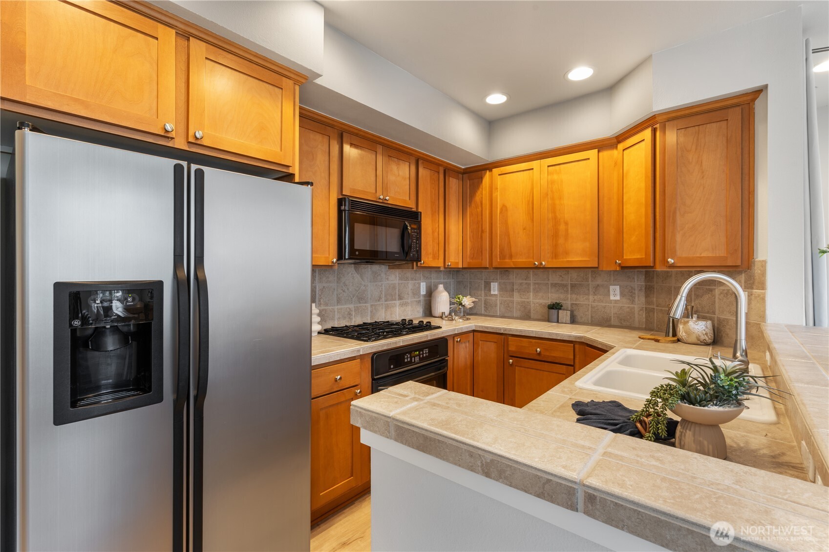 1913 16th Lane NE Unit: 1913