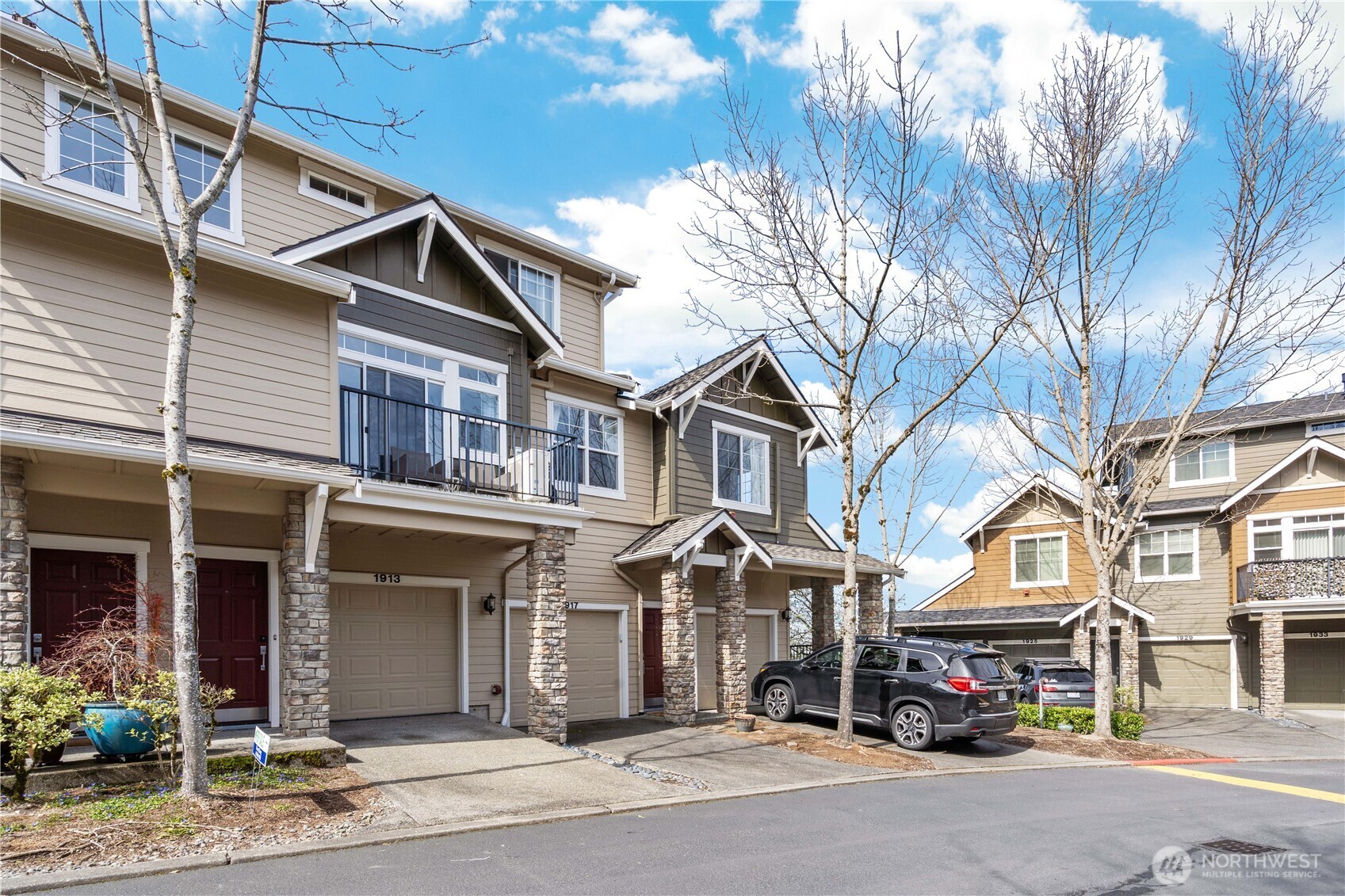 1913 16th Lane NE Unit: 1913